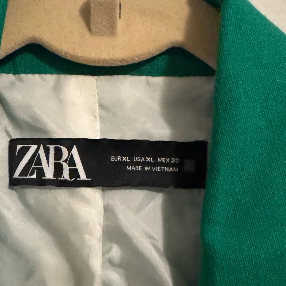Zara Women's Green Linen Blazer - Picture 3 of 7